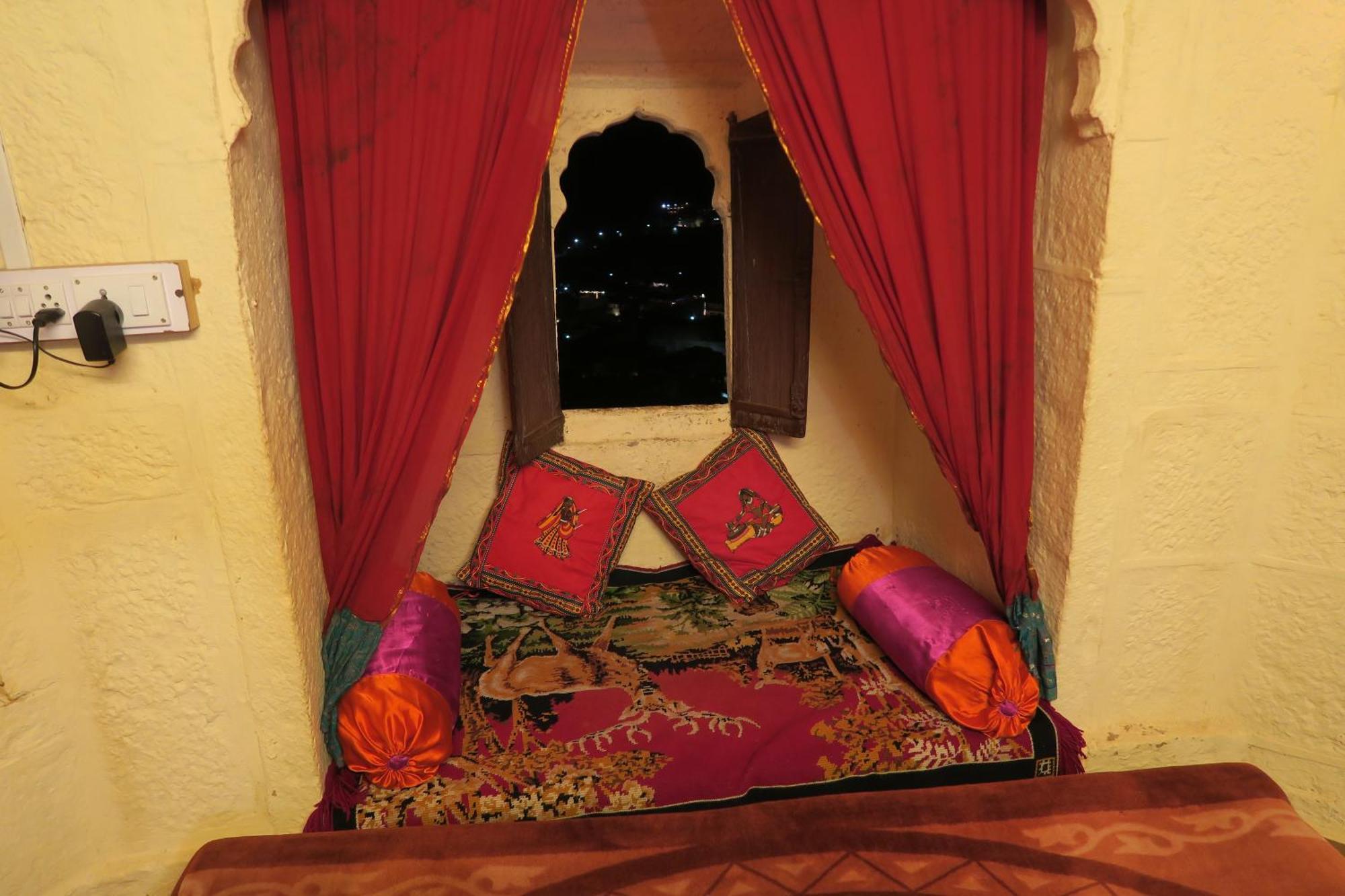 Desert Haveli Guest House Джайсалмер Экстерьер фото