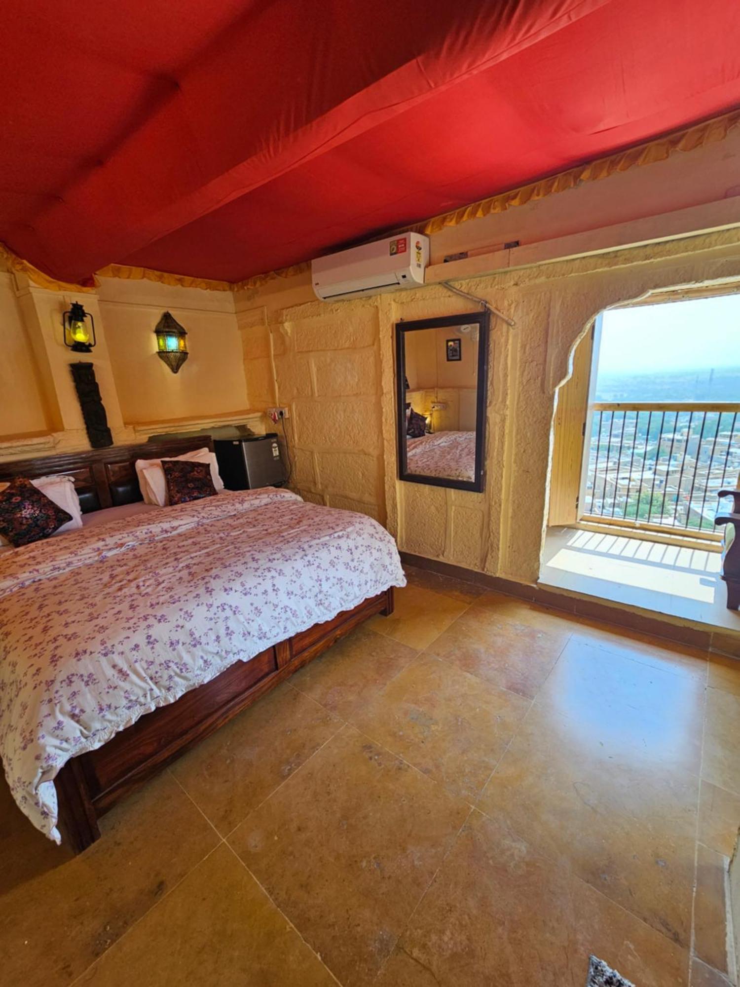 Desert Haveli Guest House Джайсалмер Номер фото