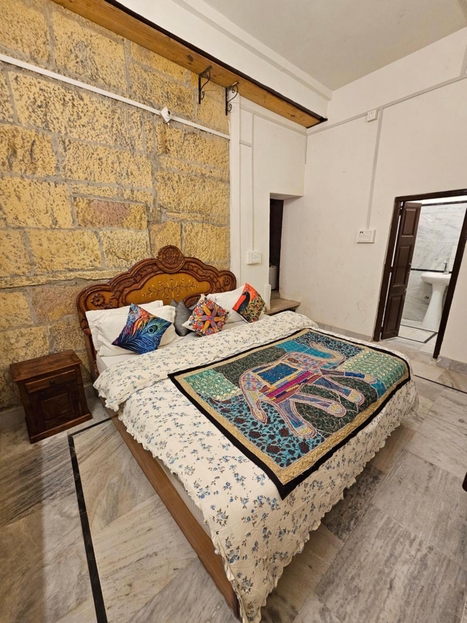 Desert Haveli Guest House Джайсалмер Номер фото